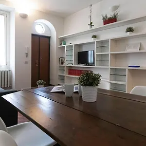 italianway-apartments-giulio-romano.it-lombardy.com/